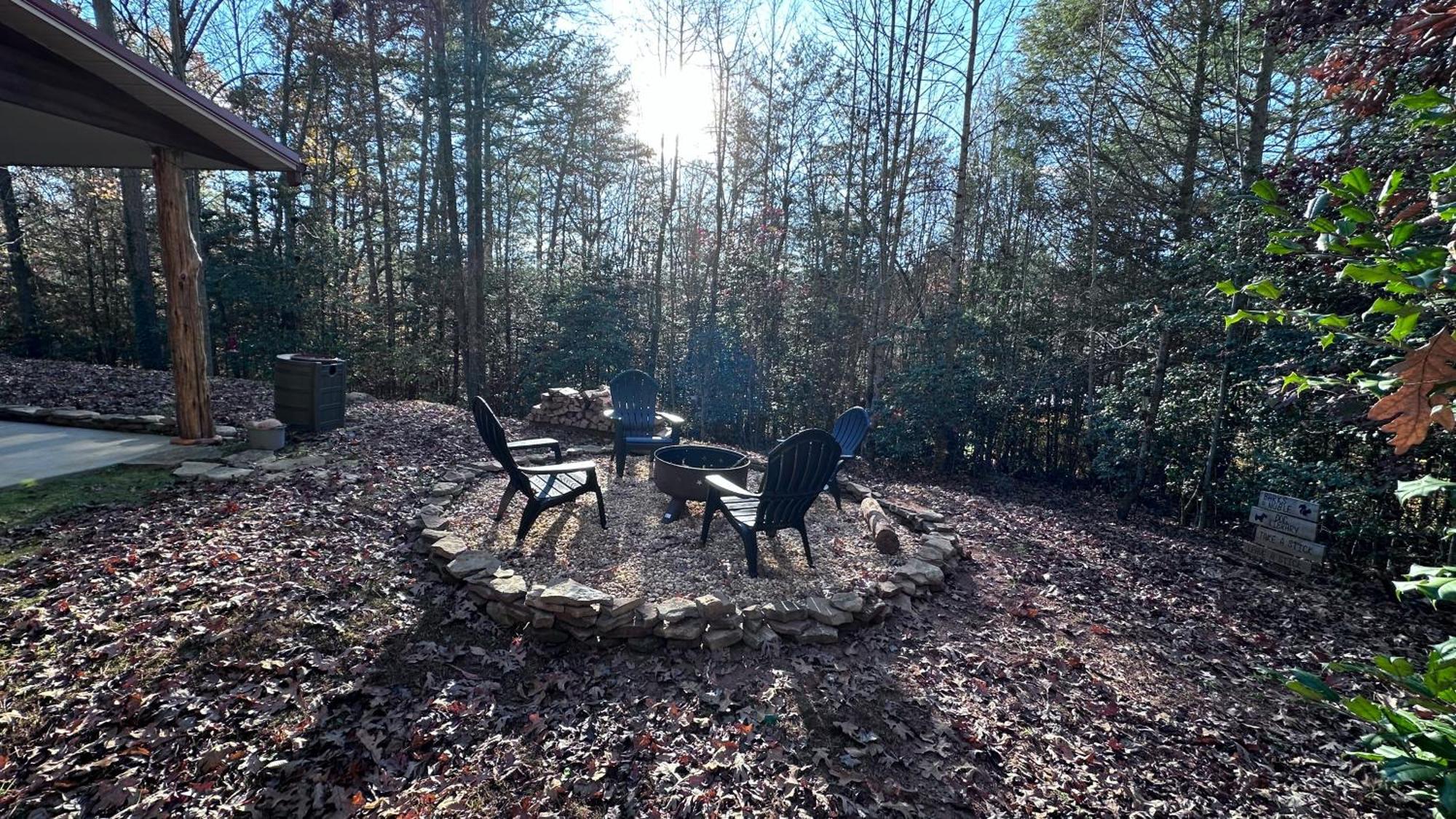 Appalachian Mountain Cabin-Updated-Private-Rafting On Ocoee River-Hiking-Waterfalls-Wifi-Pets Ok เมอร์ฟี ภายนอก รูปภาพ